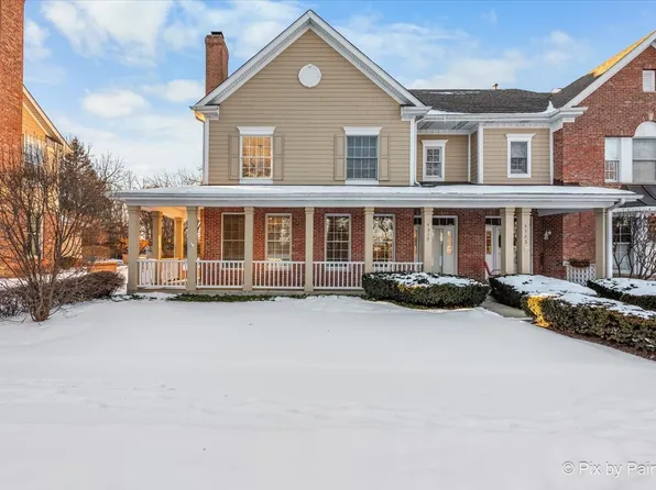 4319 Canterbury Ct, Saint Charles, IL 60174