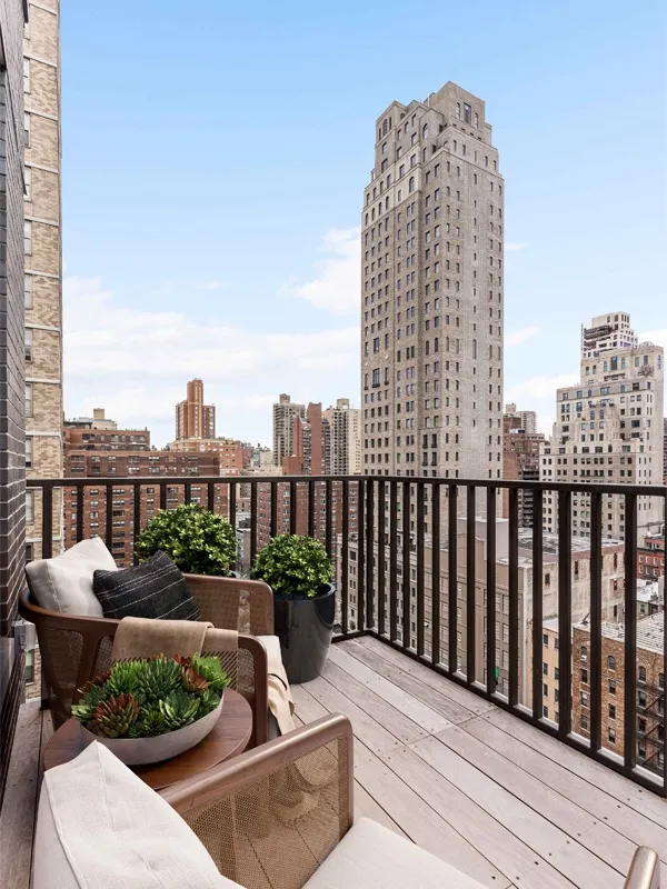 323 East 79th Street in Yorkville : Sales, Rentals