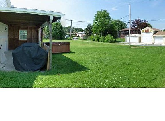 5th image of 230 Keller Ave
