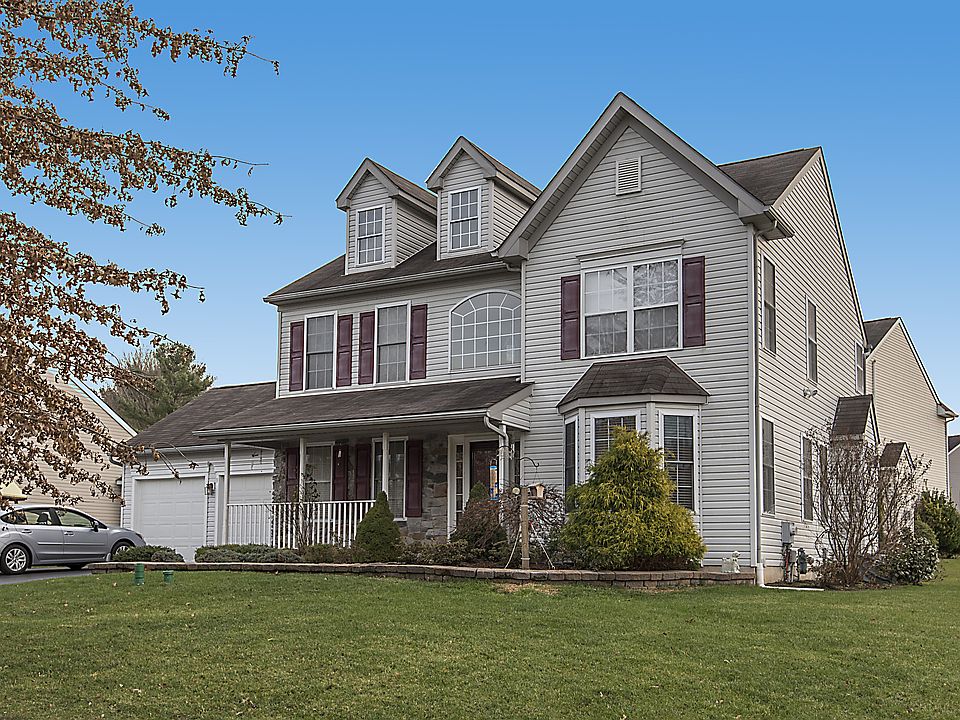 1st image of 3 Marion Dr