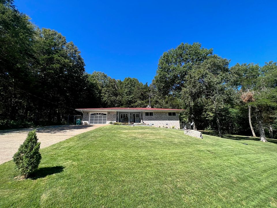 1st image of 4 Ozoo Cir