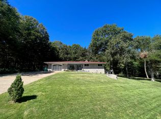 4 Ozoo Cir, Cherokee Village, AR 72529