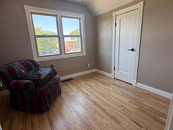 5th image of 1700 E 22nd St #1