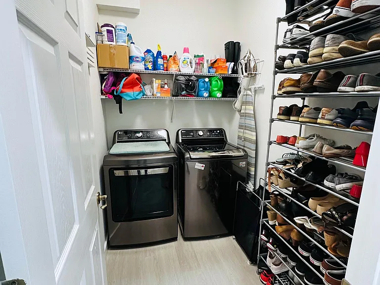 30 Amherst Pl — Photo 11