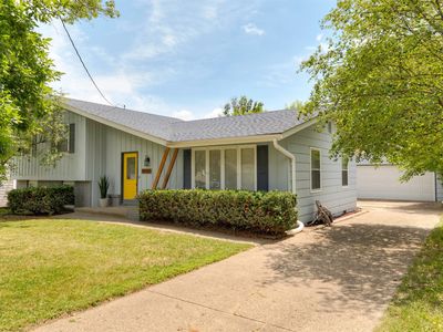 8786 Primrose Ln, Clive, IA, 50325