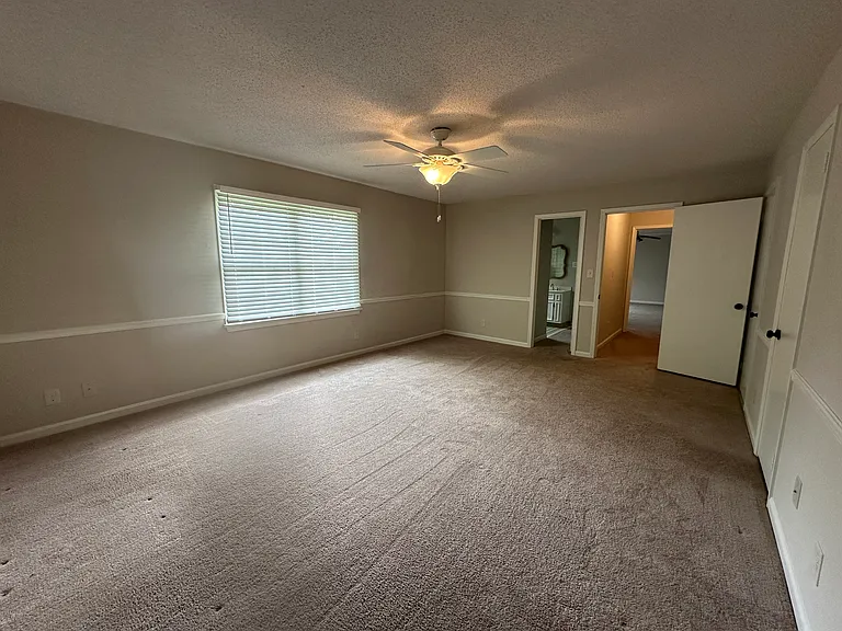 350 Riverdale Dr — Photo 20