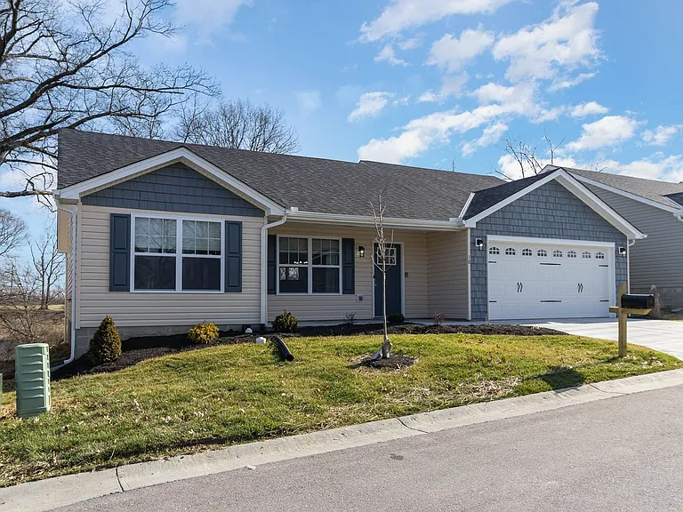 10 E Persimmon Dr — Photo 22