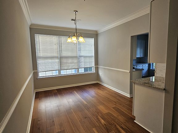 4th image of 20901 Cedarpost Sq Unit 302