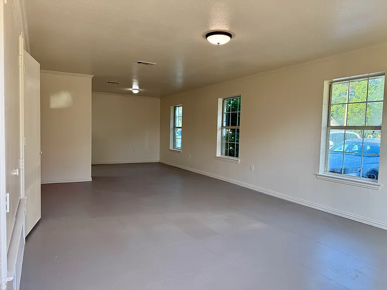 218 N 6th St #218 — Photo 4