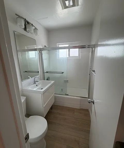 12746 Caswell Ave — Photo 6