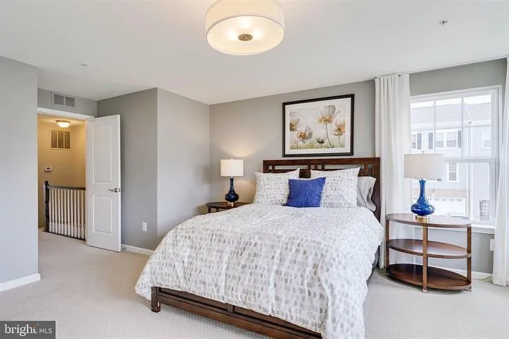 9703 Tealbriar Dr — Photo 34