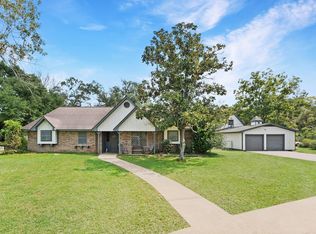 31512 Walnut Creek Rd, Magnolia, TX 77355