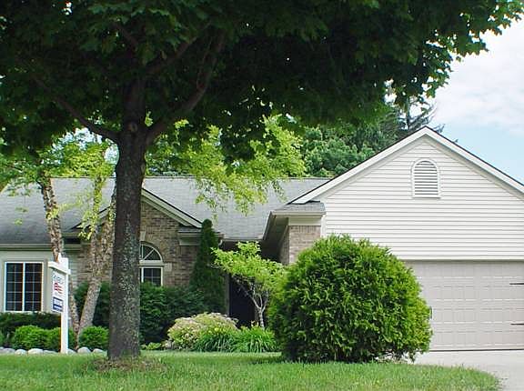 3rd image of 1174 Beechnut Dr