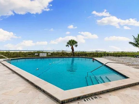 2nd image of 180 Seaview Ct APT 414