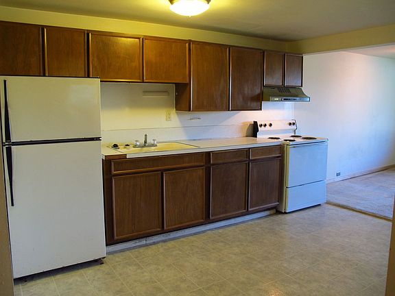 3rd image of 1630 SE Regatta Dr #103