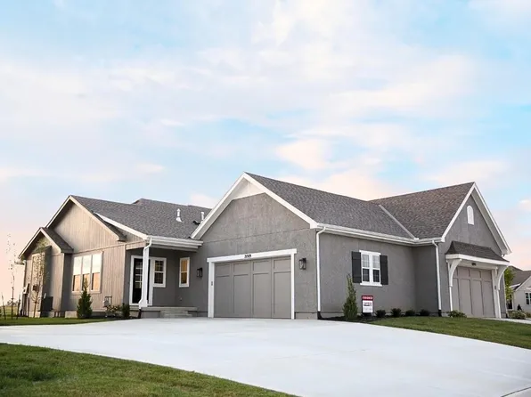 21919 W 82nd Ter, Lenexa, KS 66220