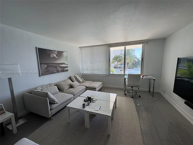 1200 West Ave #202 — Photo 15