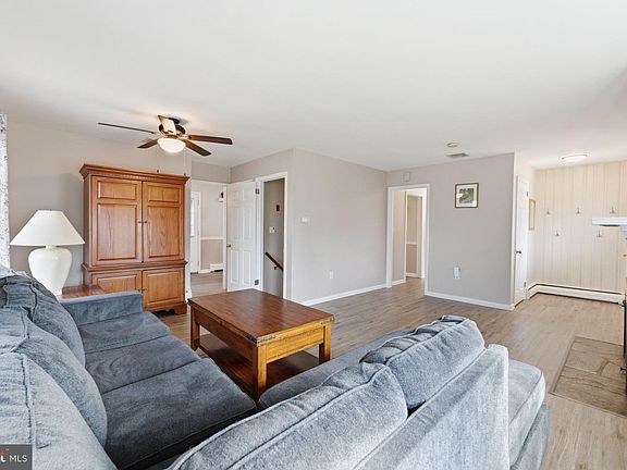 5th image of 1717 Pennrock Rd