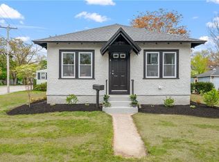 4 Verndale St, Warwick, RI 02889