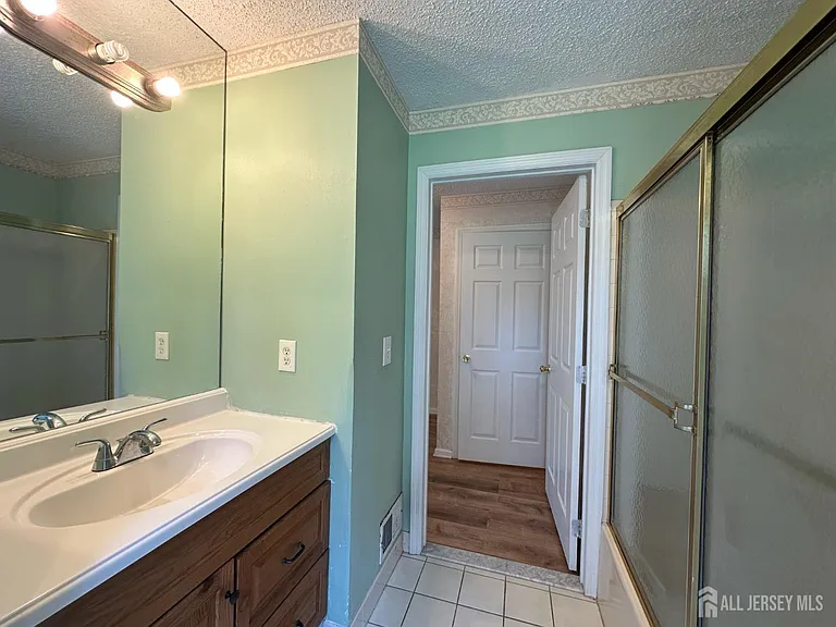 263 Prestwick Way — Photo 25