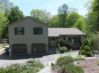 58 Mountain Top Rd, Stormville, NY 12582