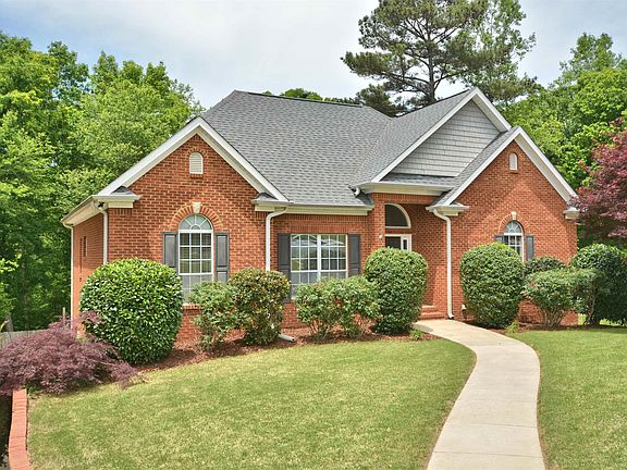 2nd image of 144 Lime Creek Ln
