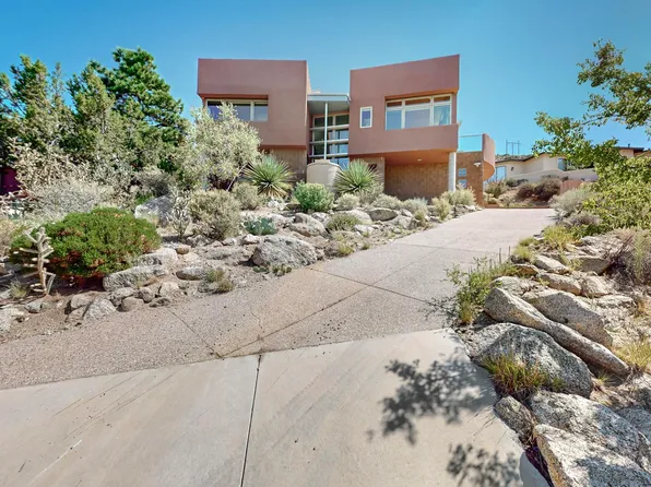 406 Camino De La Sierra NE, Albuquerque, NM 87123