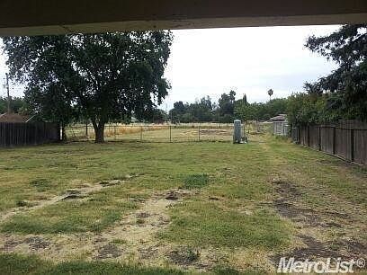 2nd image of 3375 Jefferson Blvd