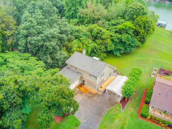 3134 Shelter Cv, Gainesville, GA 30506