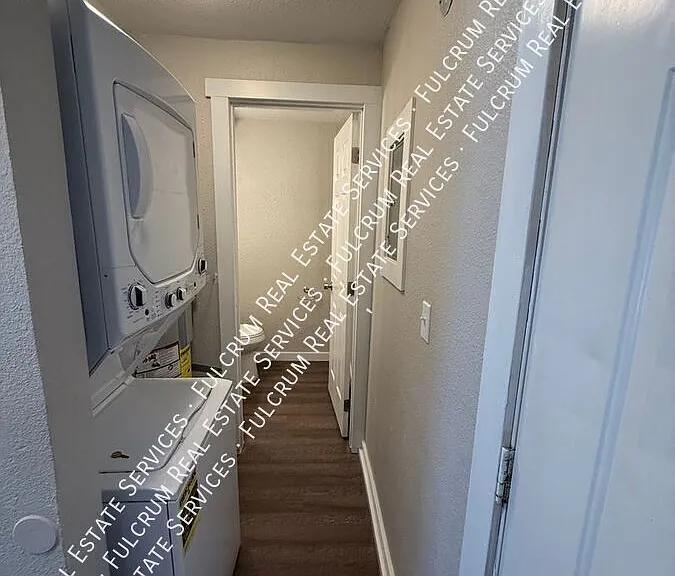 317 Trailblazer St SE #C-B — Photo 4