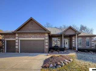 8113 S 103rd St, La Vista, NE 68128