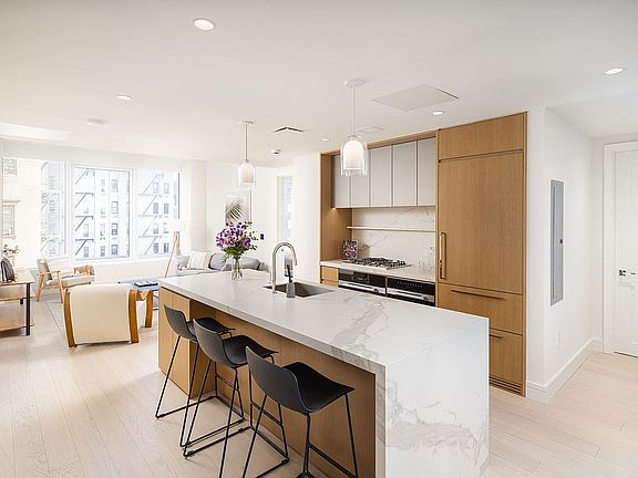 3rd image of 200 E 20th St #6D