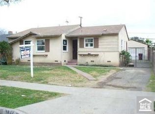 1640 W Wisteria Pl, Santa Ana, CA 92703