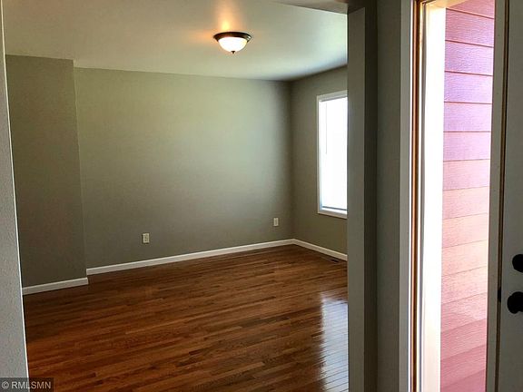 5th image of 1004 Platte Wood Dr