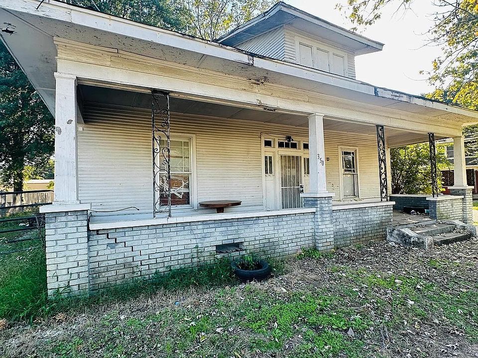 1st image of 350 Gordon St
