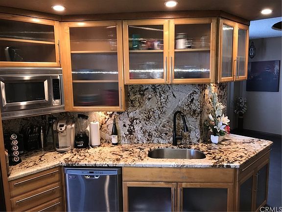 5th image of 140 Linden Ave APT 336