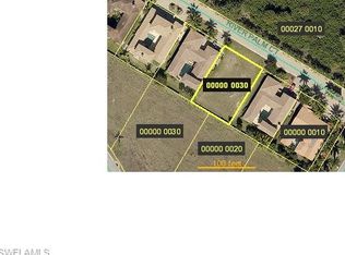 8921 River Palm Ct, Fort Myers, FL 33919