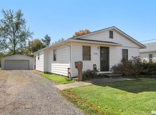 1109 E Reeves St, Marion, IL 62959