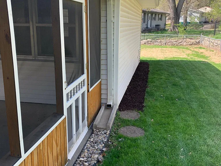 1605 Madison St — Photo 4