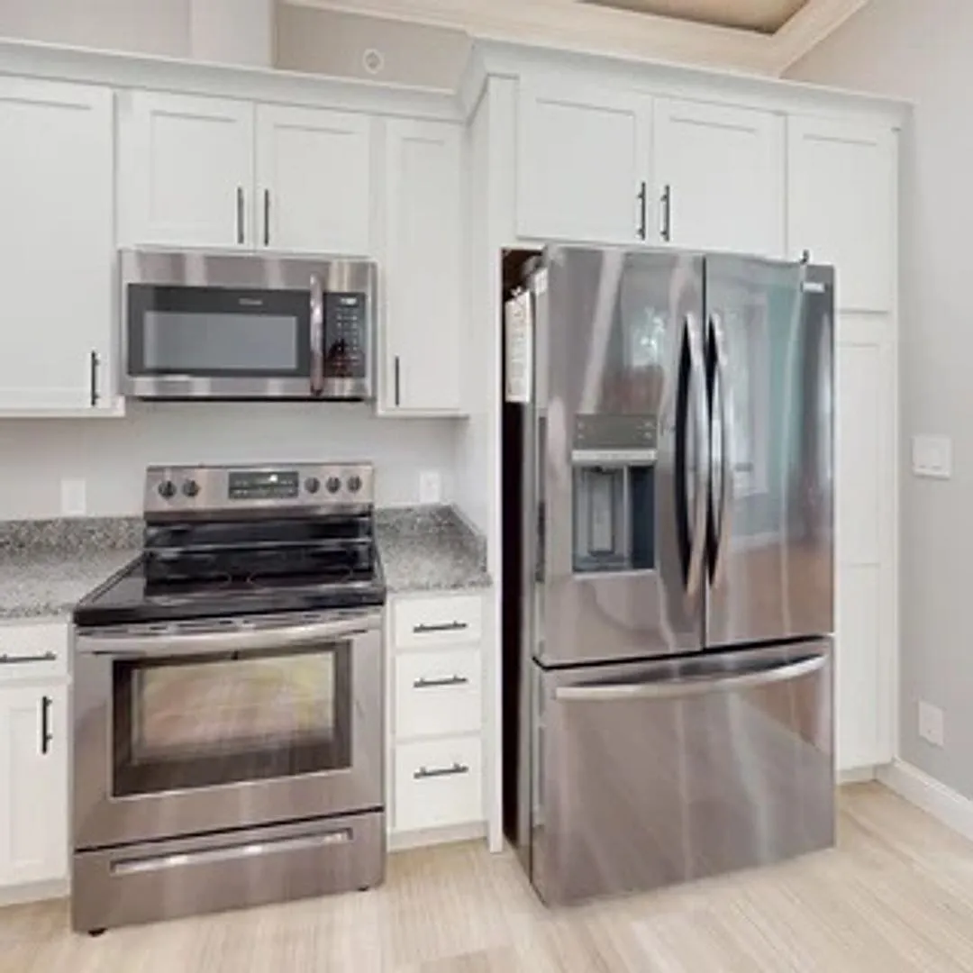 Waitlist for Aug2027Jul2028 Now Open! |8BR/6BA Fort Sanders Home Near UTK — Photo 3
