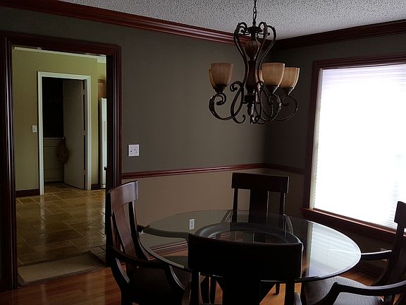 5th image of 1472 SW 28th Ter