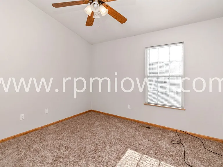 3181 SW Sharmin Ln — Photo 13