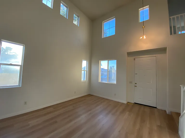 14173 Poppy View Ct — Photo 5