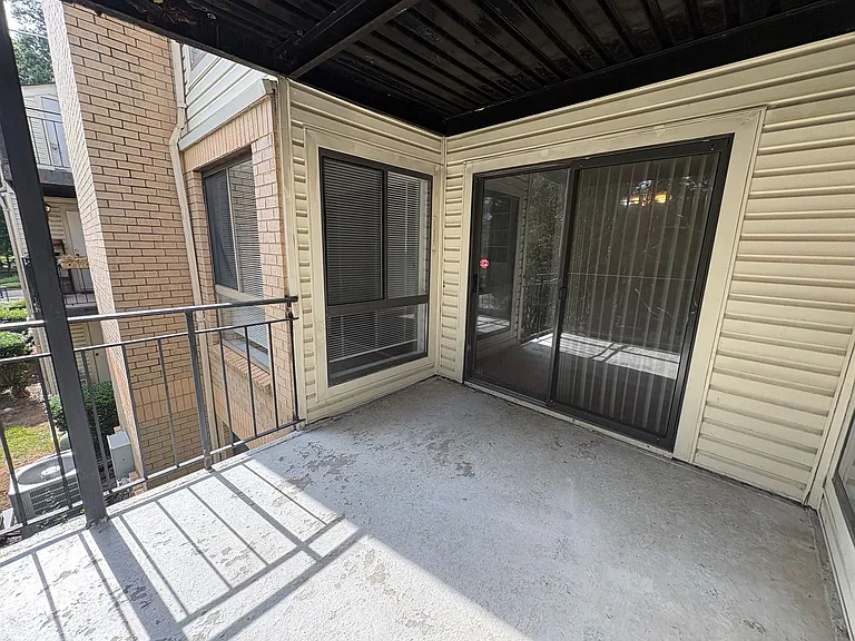 4804C Spring Lake Dr — Photo 19