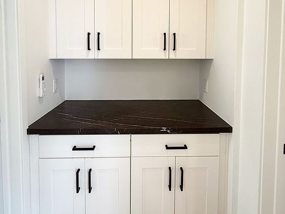 5th image of 1756 Franklin St APT 2