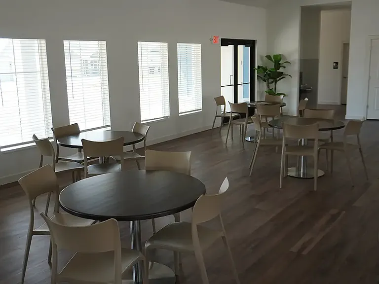 Valora Apartments — Photo 18