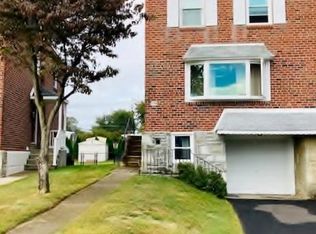 136 Hickory Hill Rd, Philadelphia, PA 19154