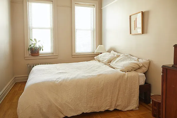 Rented by Compass | media 36