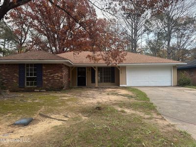 110 W Woodcrest Dr, Jackson, MS, 39212