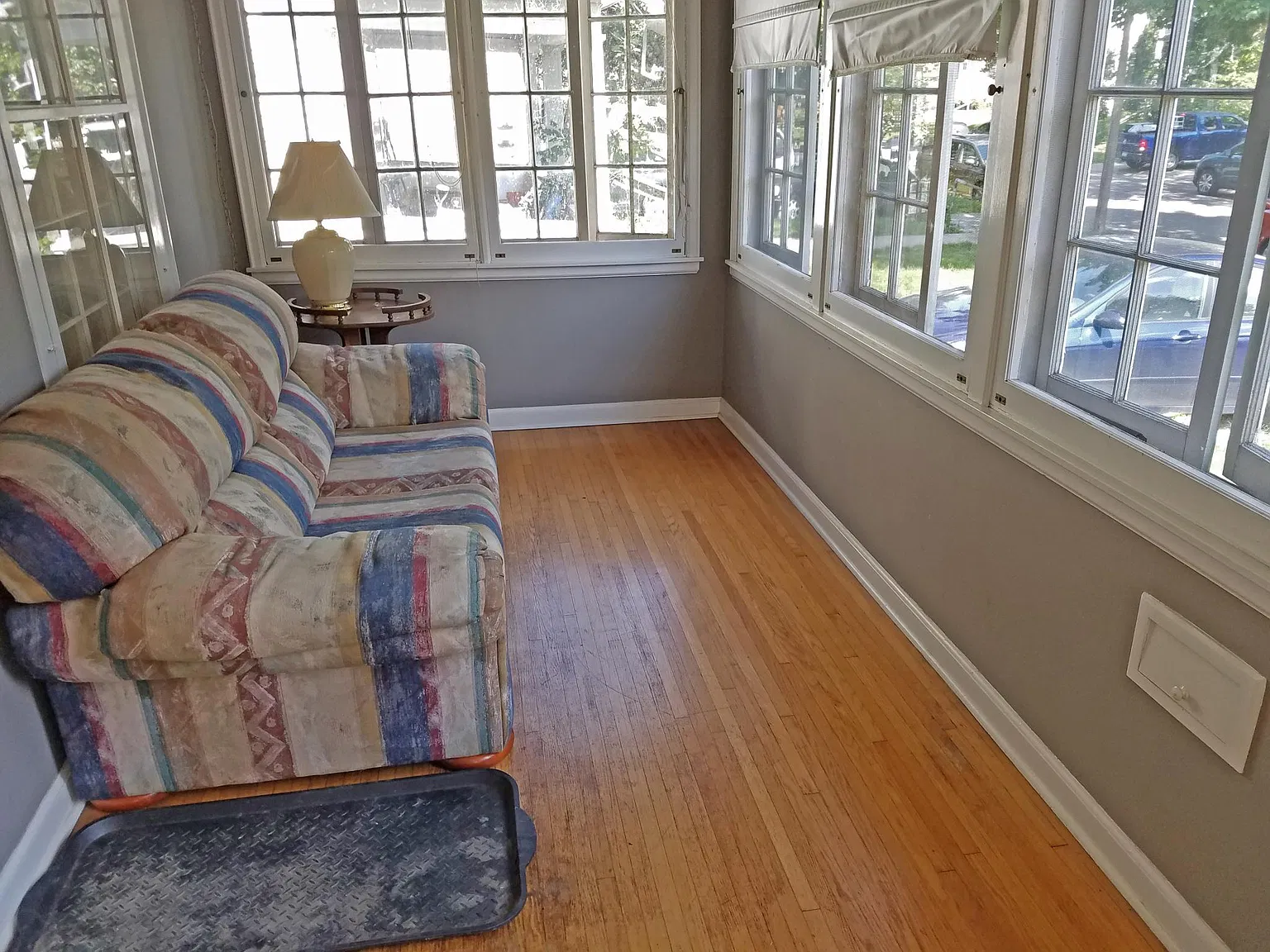 7 bed, 3.5 bath, 2730 sqft, $4,400 — Photo 2